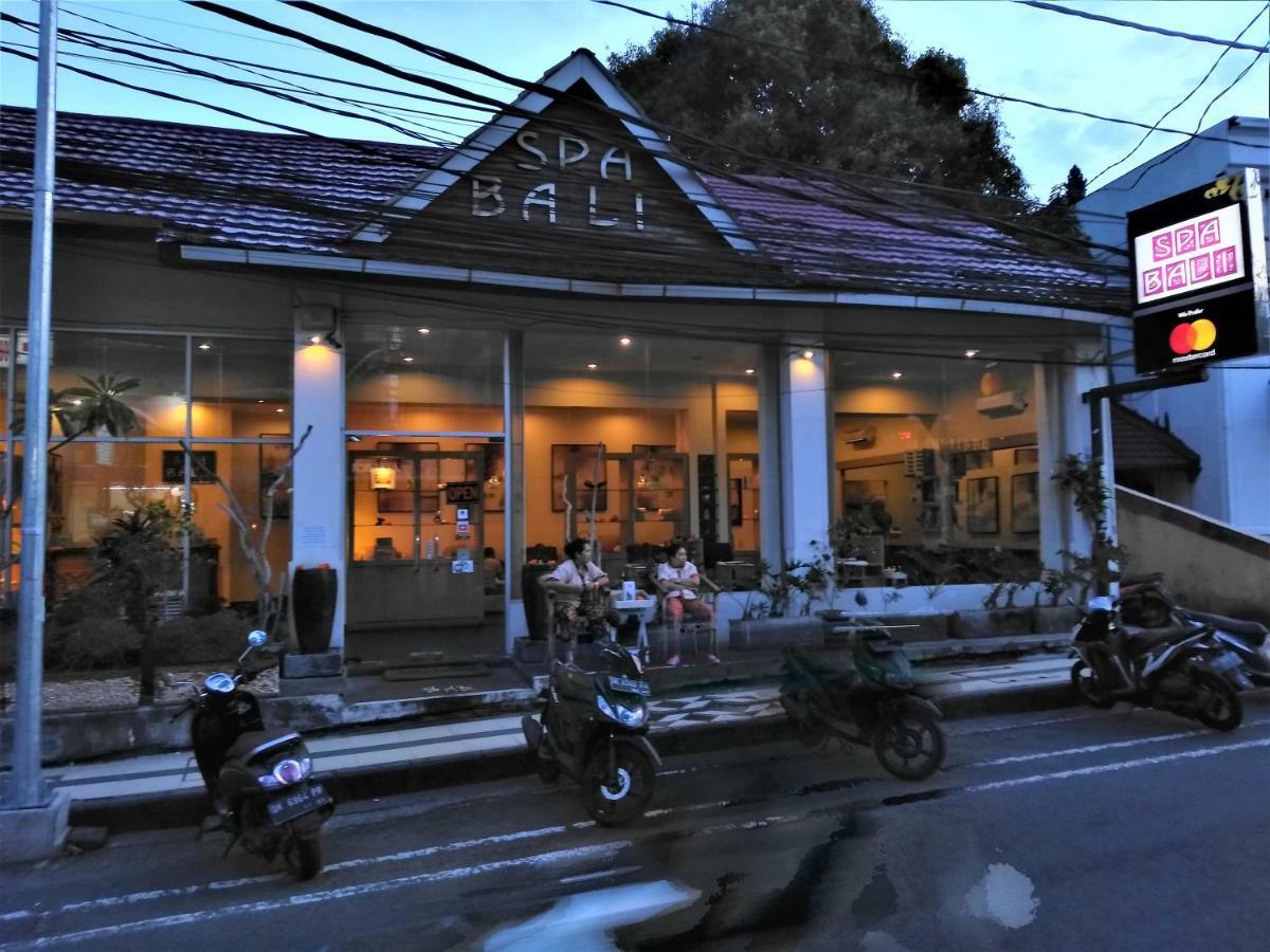 Villa Made West Seminyak Exterior foto